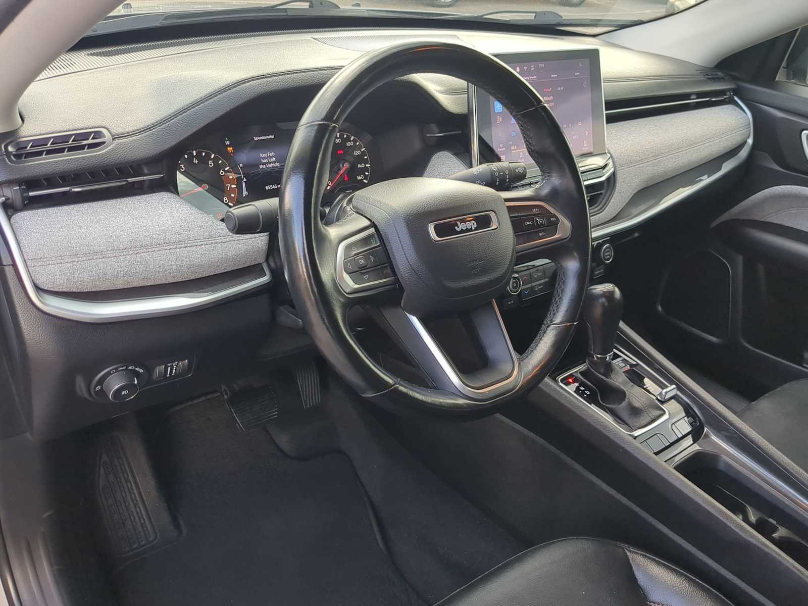 Thumbnail: 2022 Jeep Compass - 10