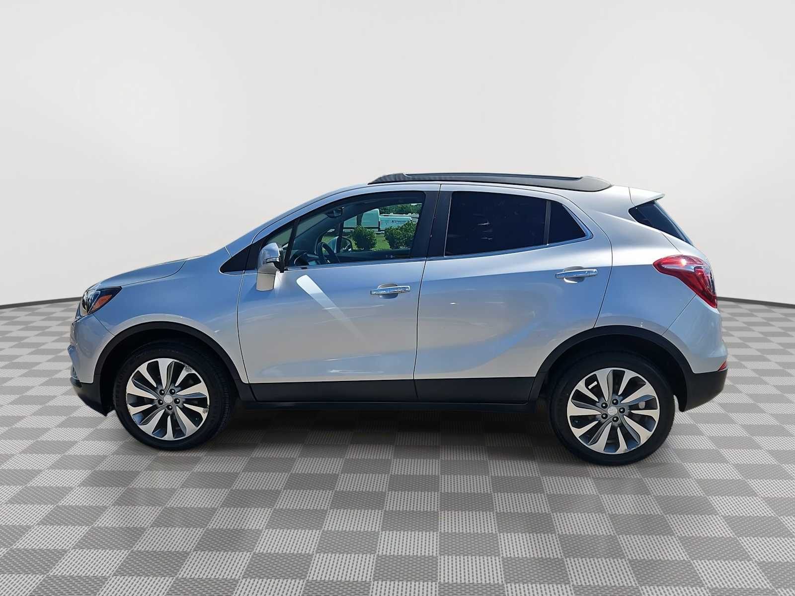 Thumbnail: 2018 Buick Encore - 5