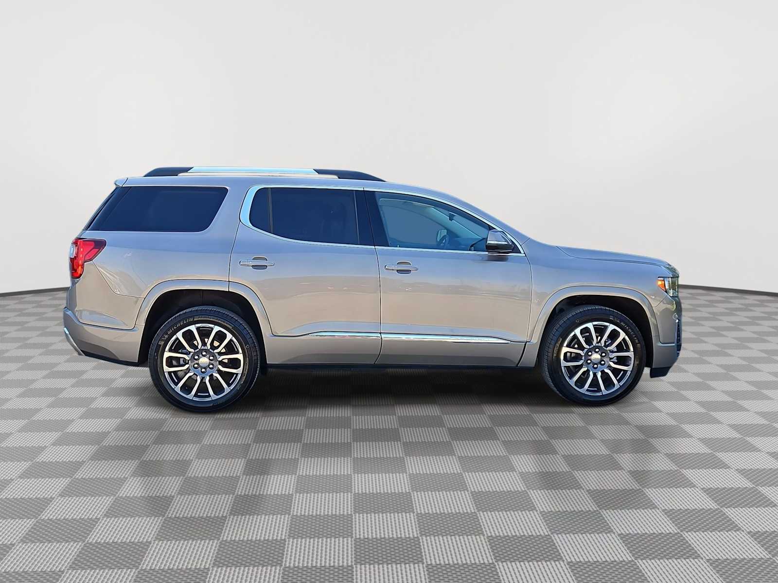 Thumbnail: 2022 GMC Acadia - 9