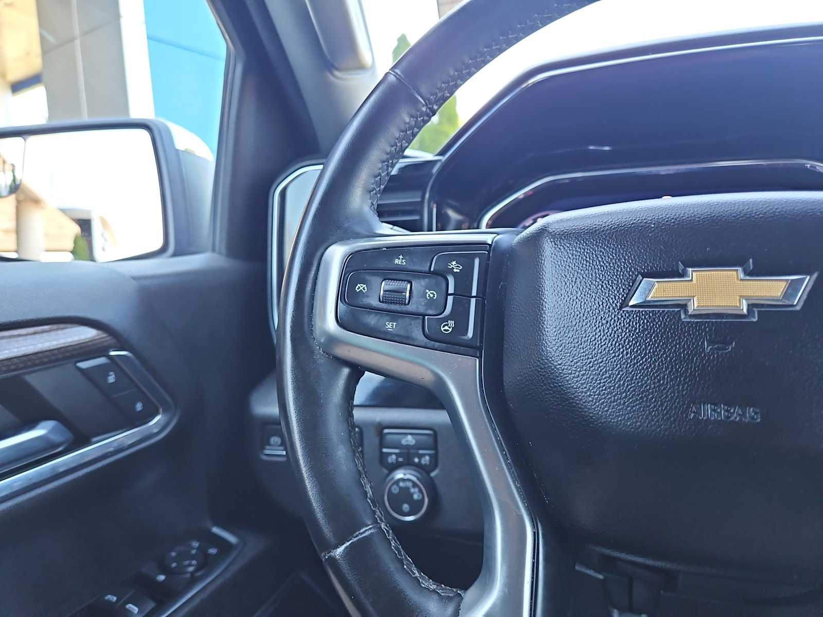 Thumbnail: 2024 Chevrolet Silverado 1500 - 23