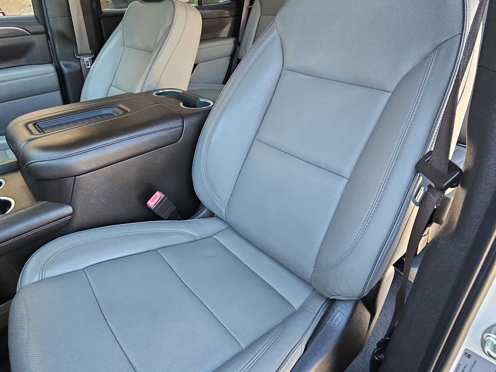 Thumbnail: 2021 GMC Yukon - 17