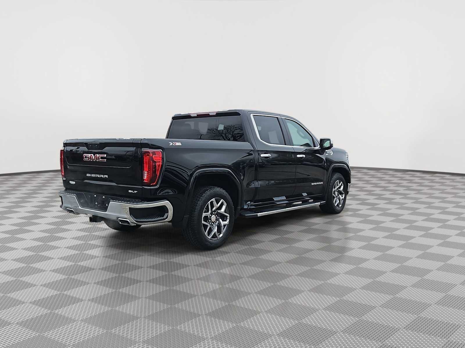 Thumbnail: 2023 GMC Sierra 1500 - 8