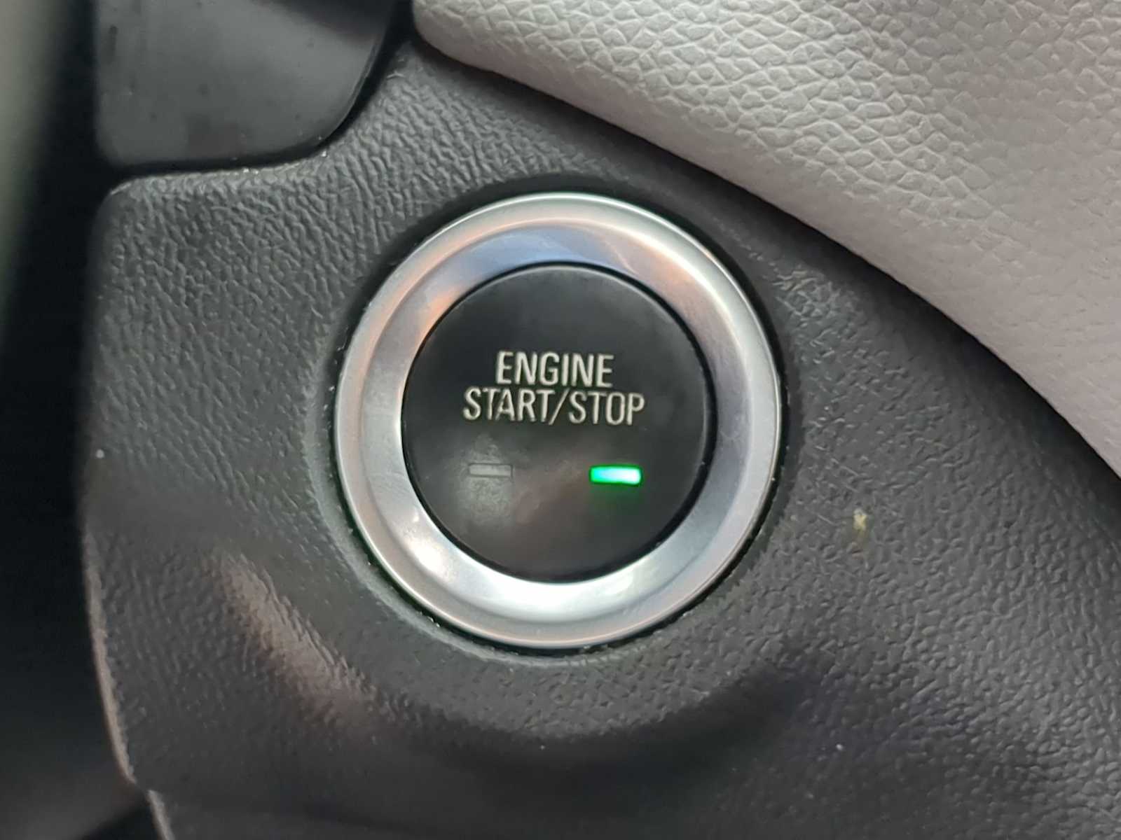 Thumbnail: 2020 Chevrolet Equinox - 16