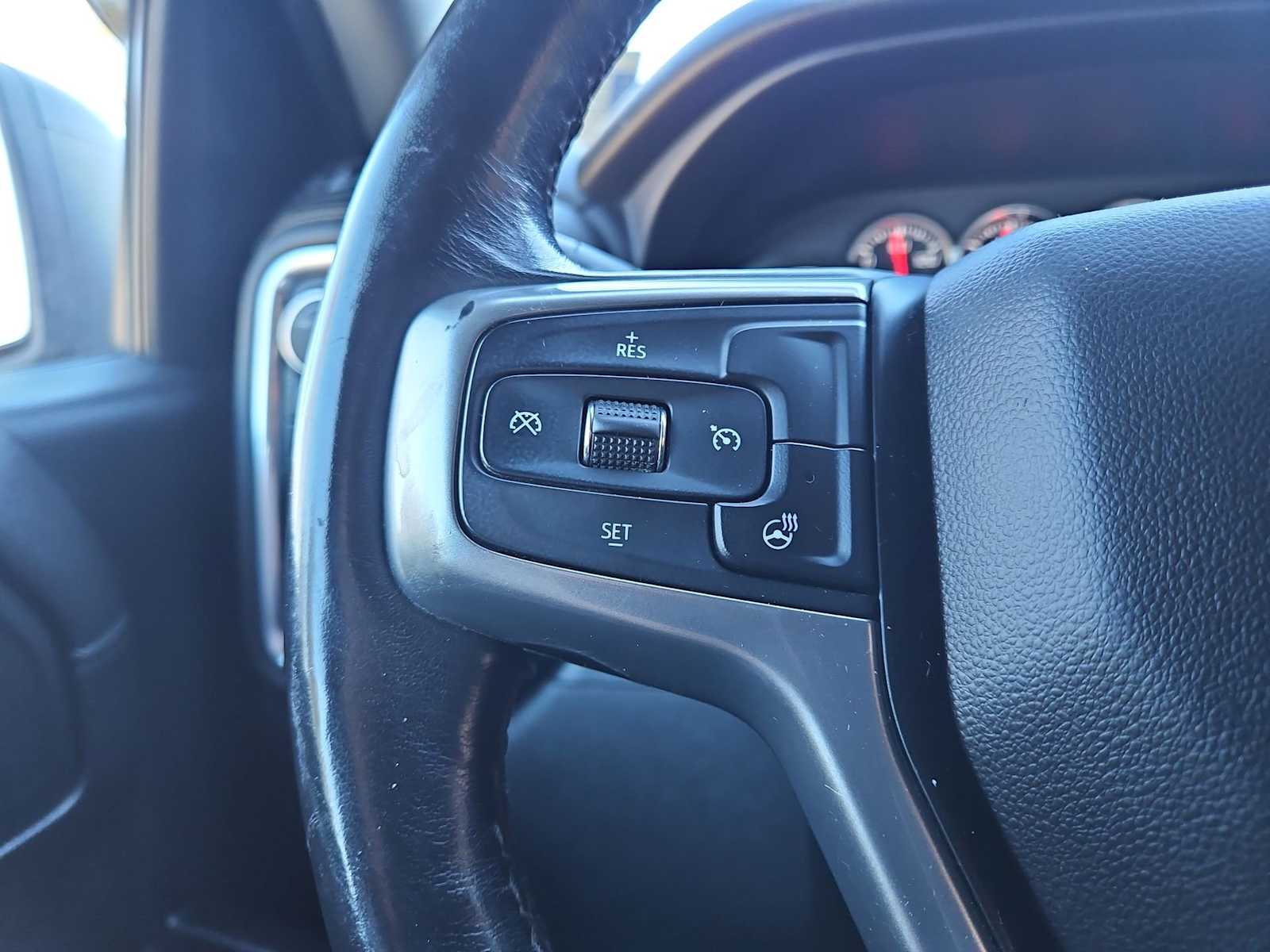 Thumbnail: 2019 Chevrolet Silverado 1500 - 24