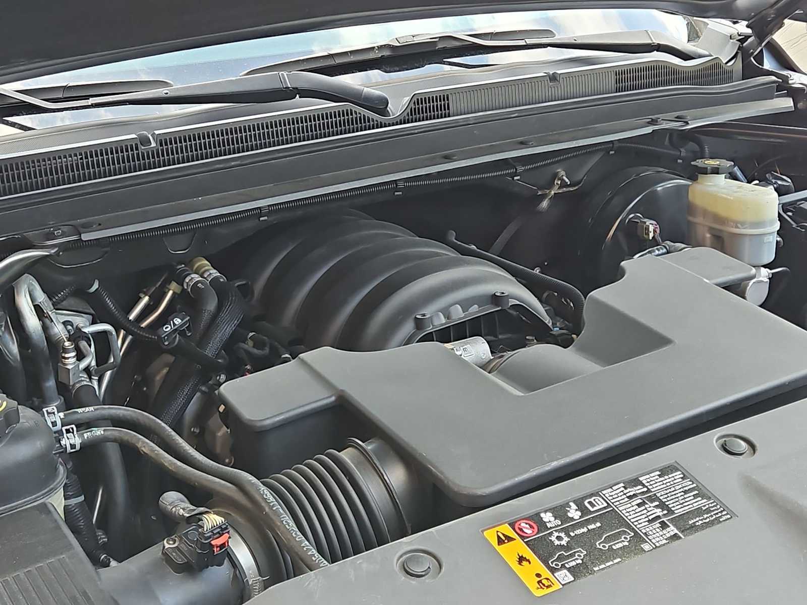 Thumbnail: 2020 Chevrolet Tahoe - 15