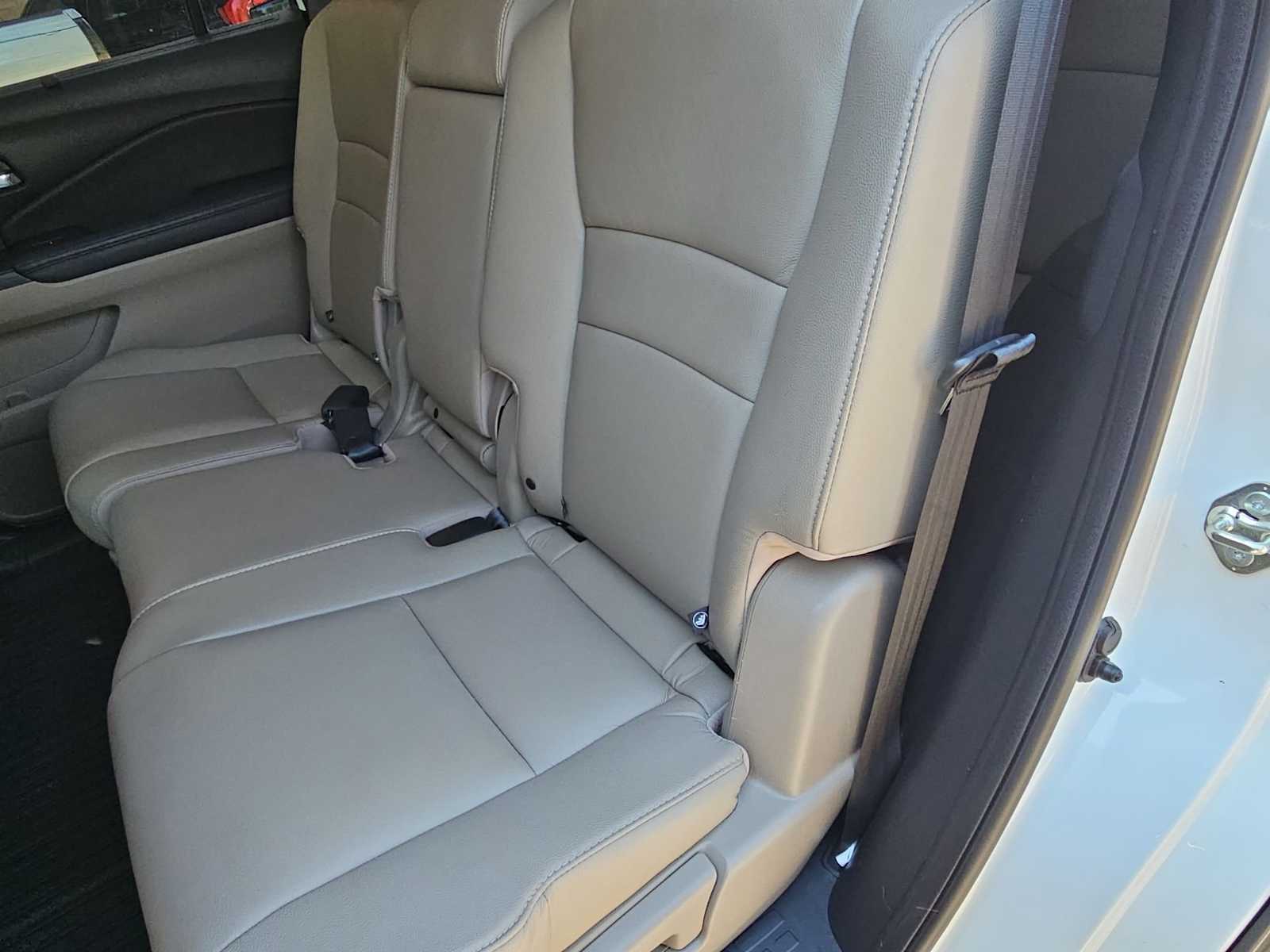 Thumbnail: 2021 Honda Pilot - 21