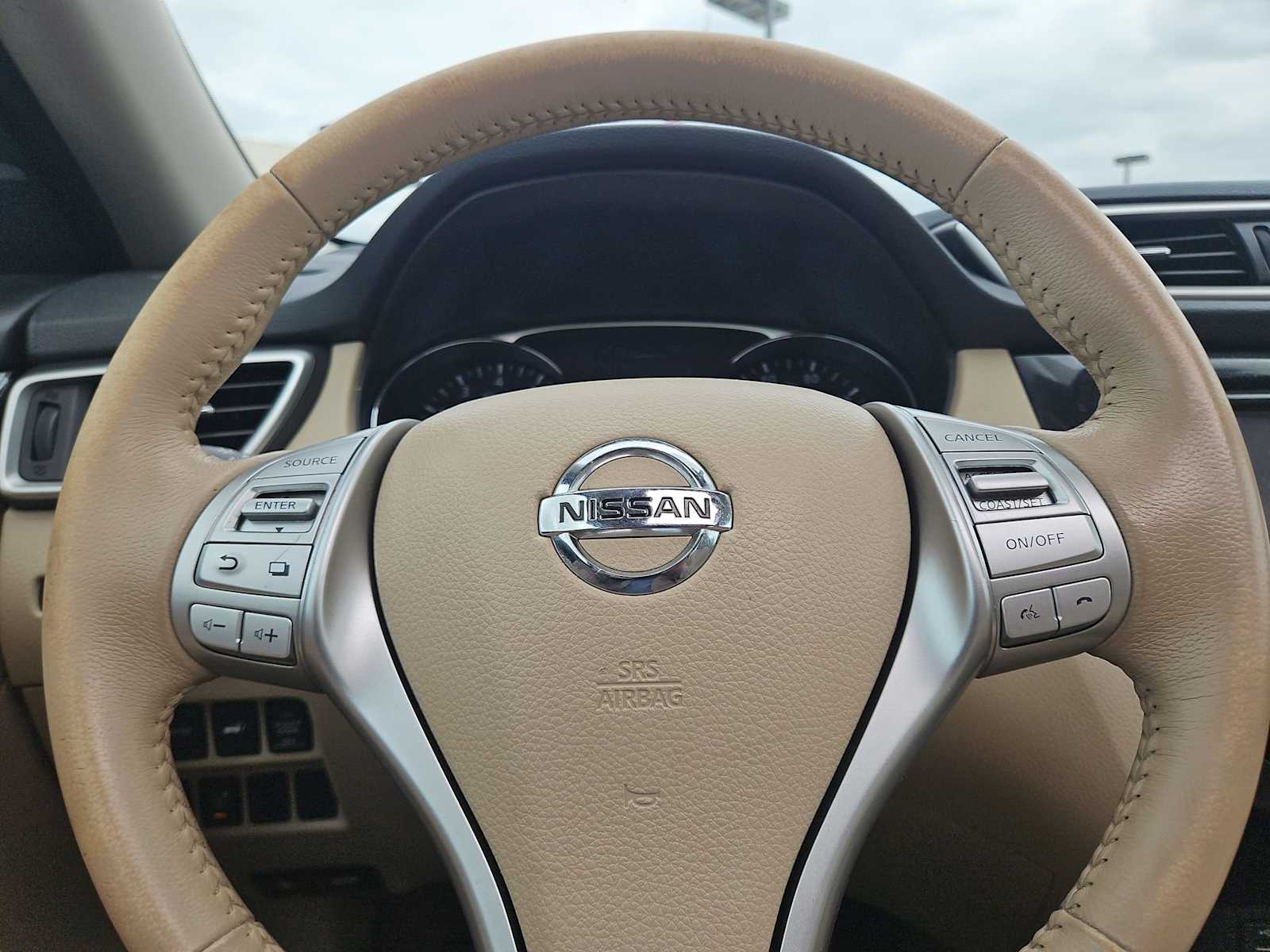 Thumbnail: 2015 Nissan Rogue - 25