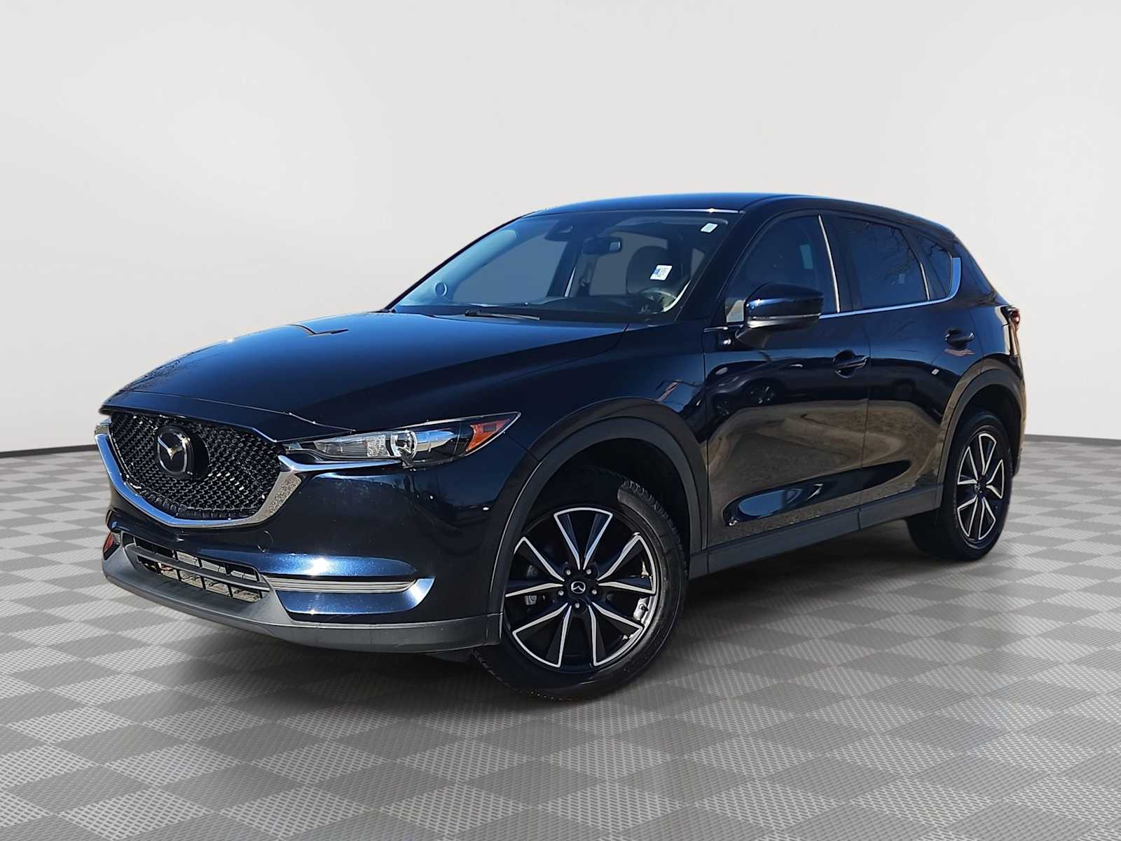 Thumbnail: 2018 Mazda CX-5 - 1