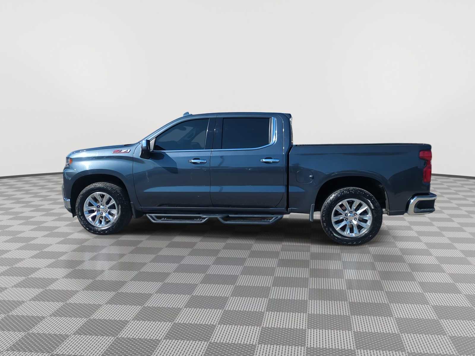 Thumbnail: 2022 Chevrolet Silverado 1500 - 5