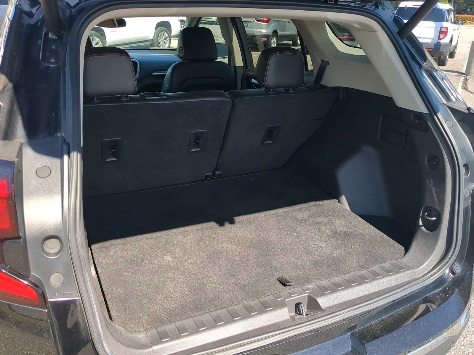 2021 GMC Terrain SLT 36