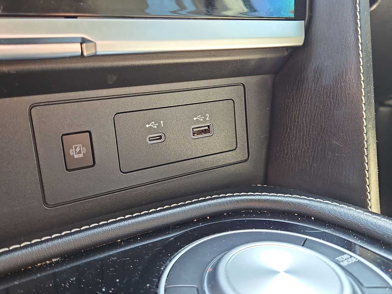 Thumbnail: 2022 INFINITI QX80 - 33