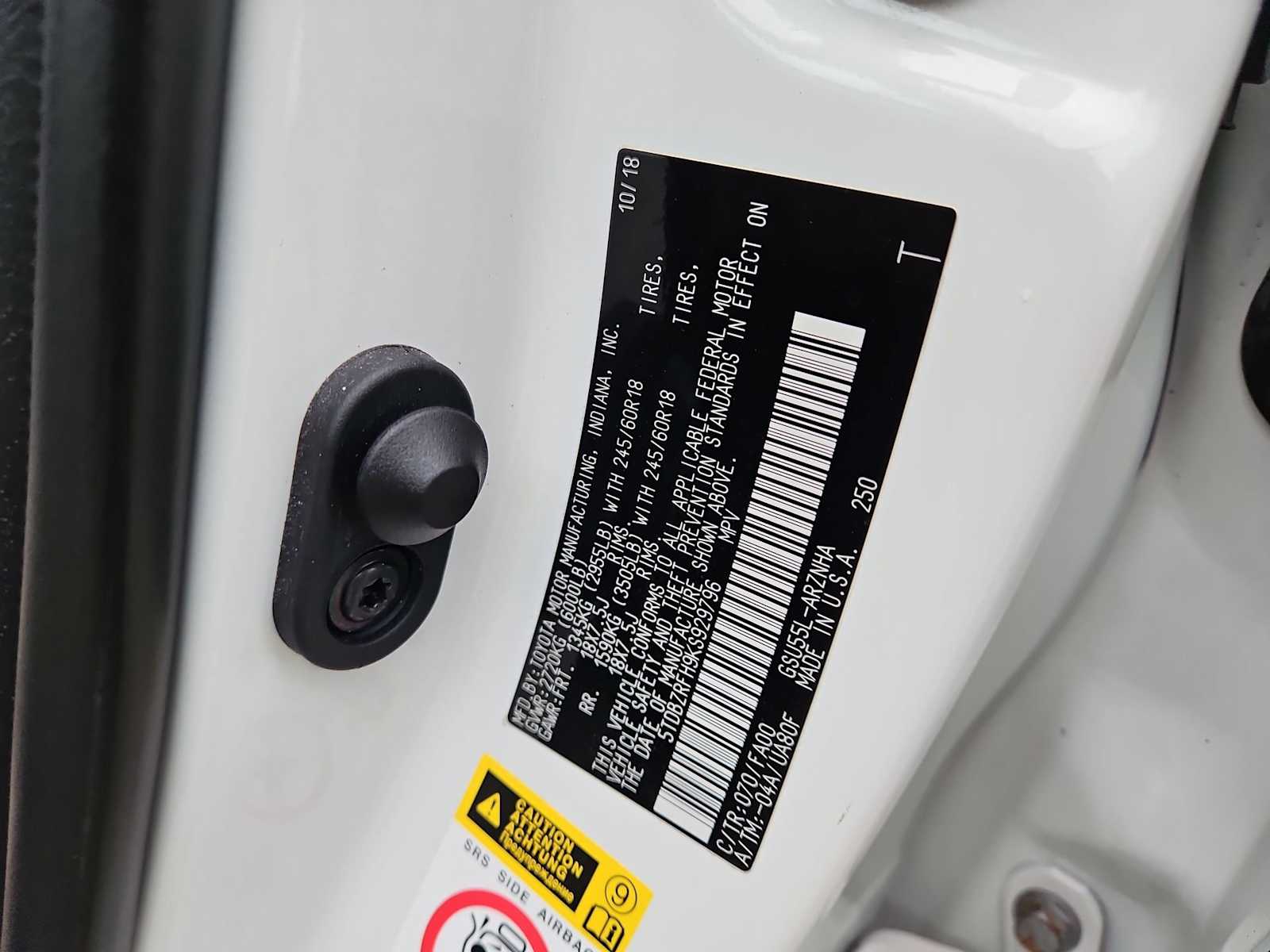 Thumbnail: 2019 Toyota Highlander - 38