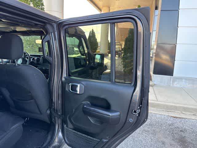 Thumbnail: 2020 Jeep Gladiator - 14