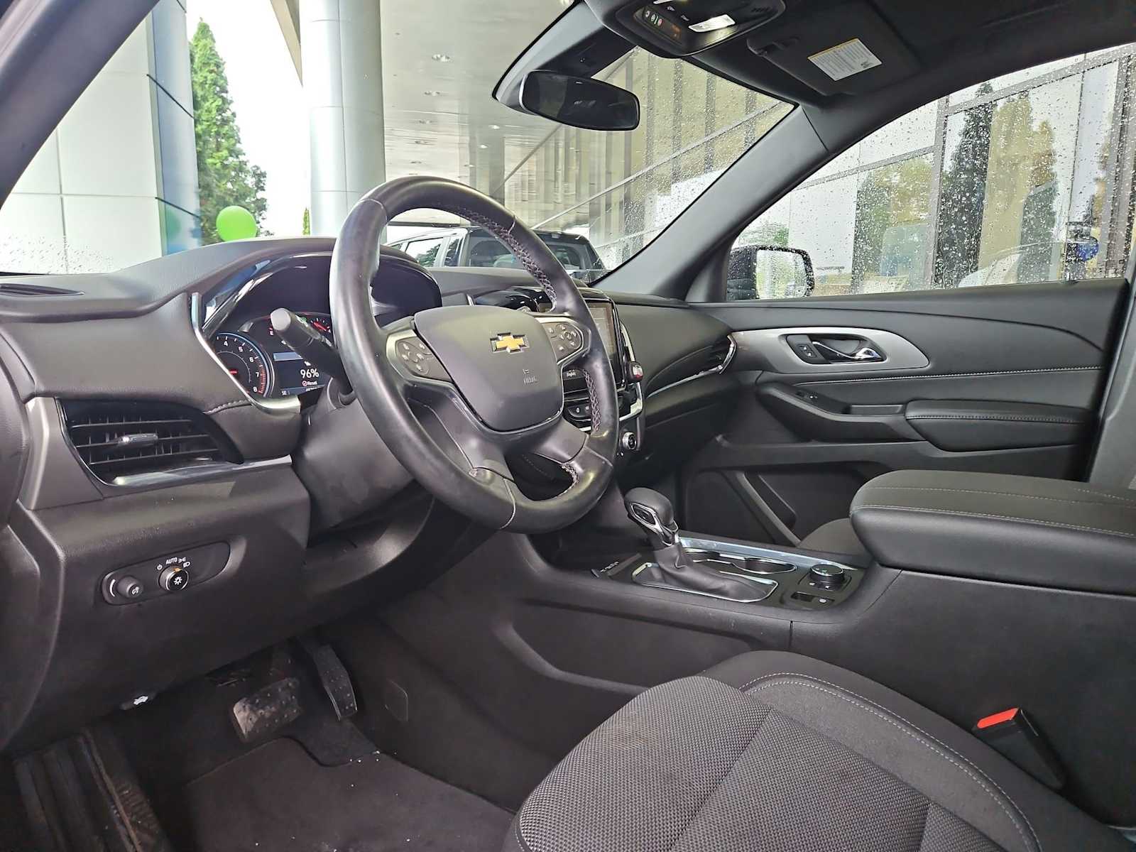 Thumbnail: 2023 Chevrolet Traverse - 10