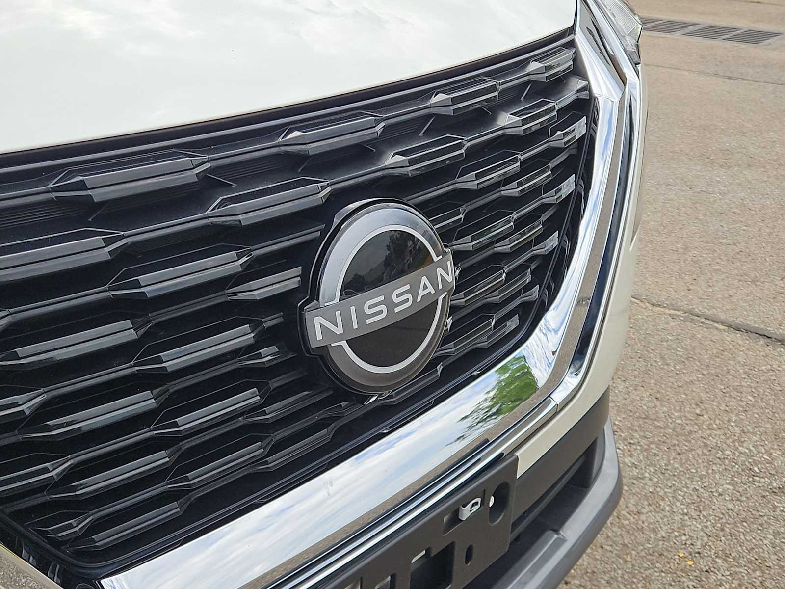 Thumbnail: 2023 Nissan Rogue - 21