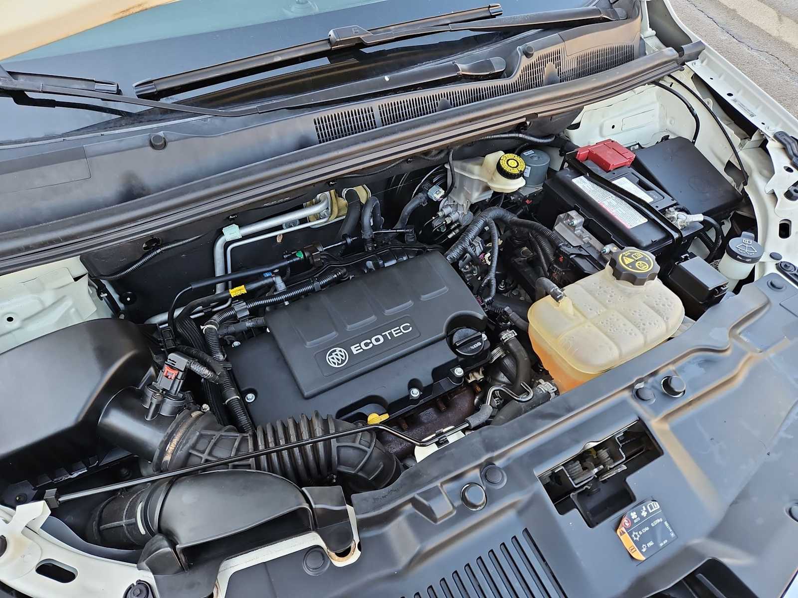 Thumbnail: 2014 Buick Encore - 14