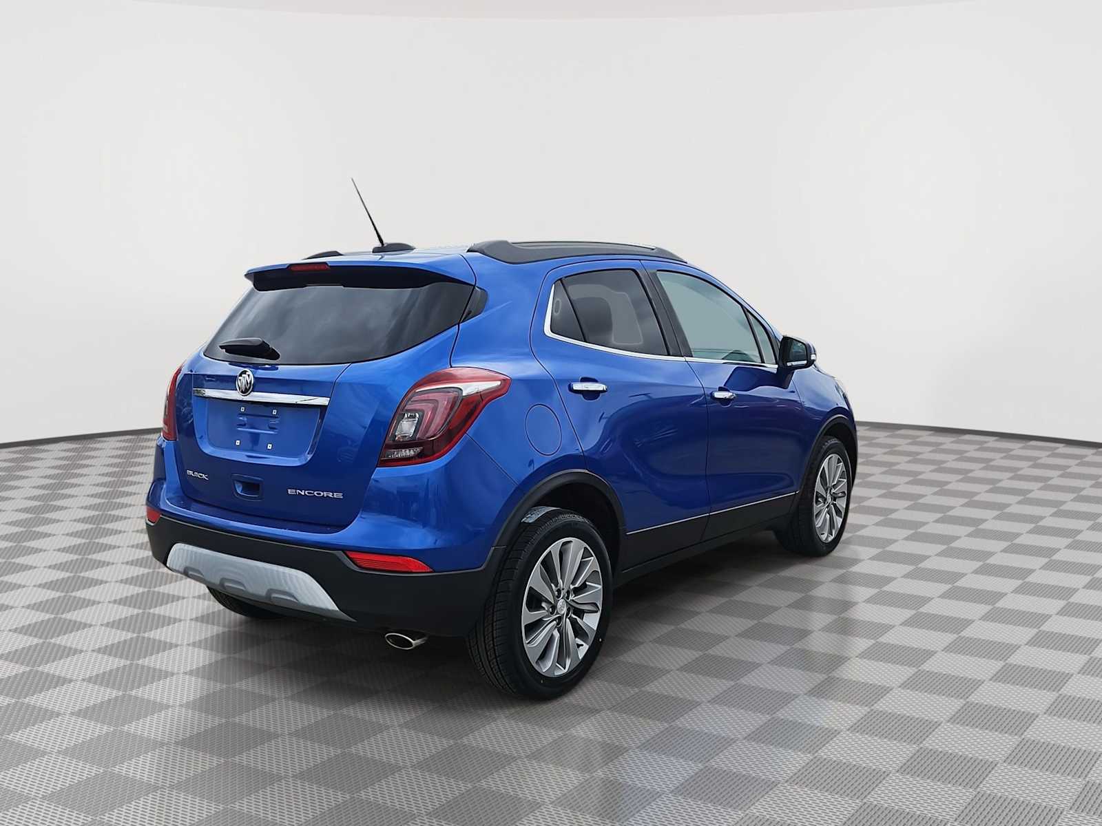 Thumbnail: 2017 Buick Encore - 8
