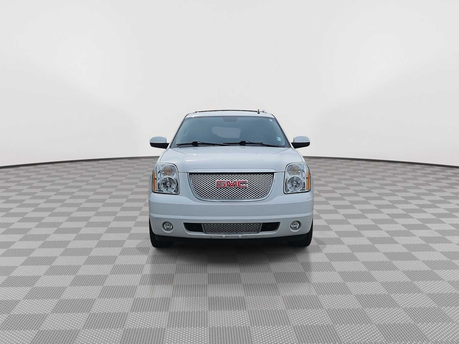 Thumbnail: 2013 GMC Yukon XL - 3