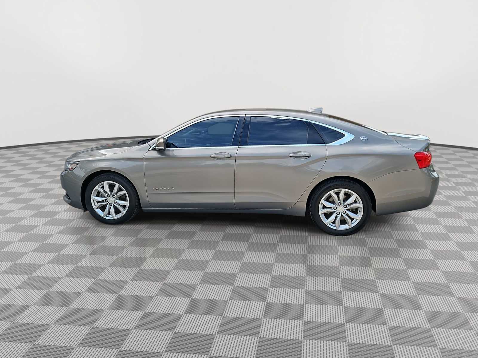 Thumbnail: 2019 Chevrolet Impala - 5