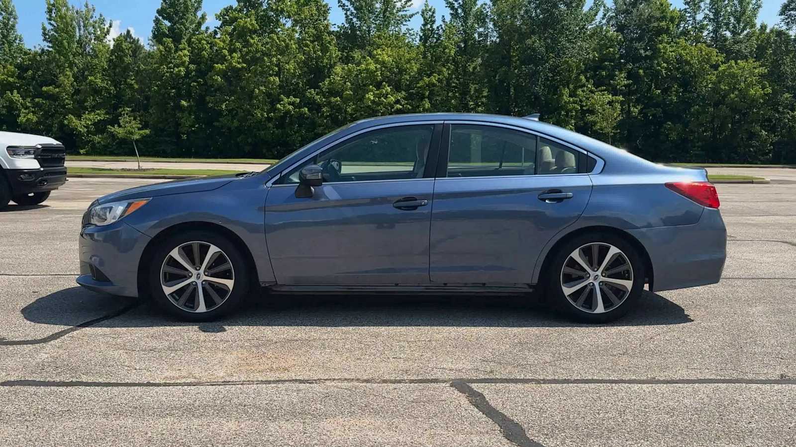 Thumbnail: 2017 Subaru Legacy - 5