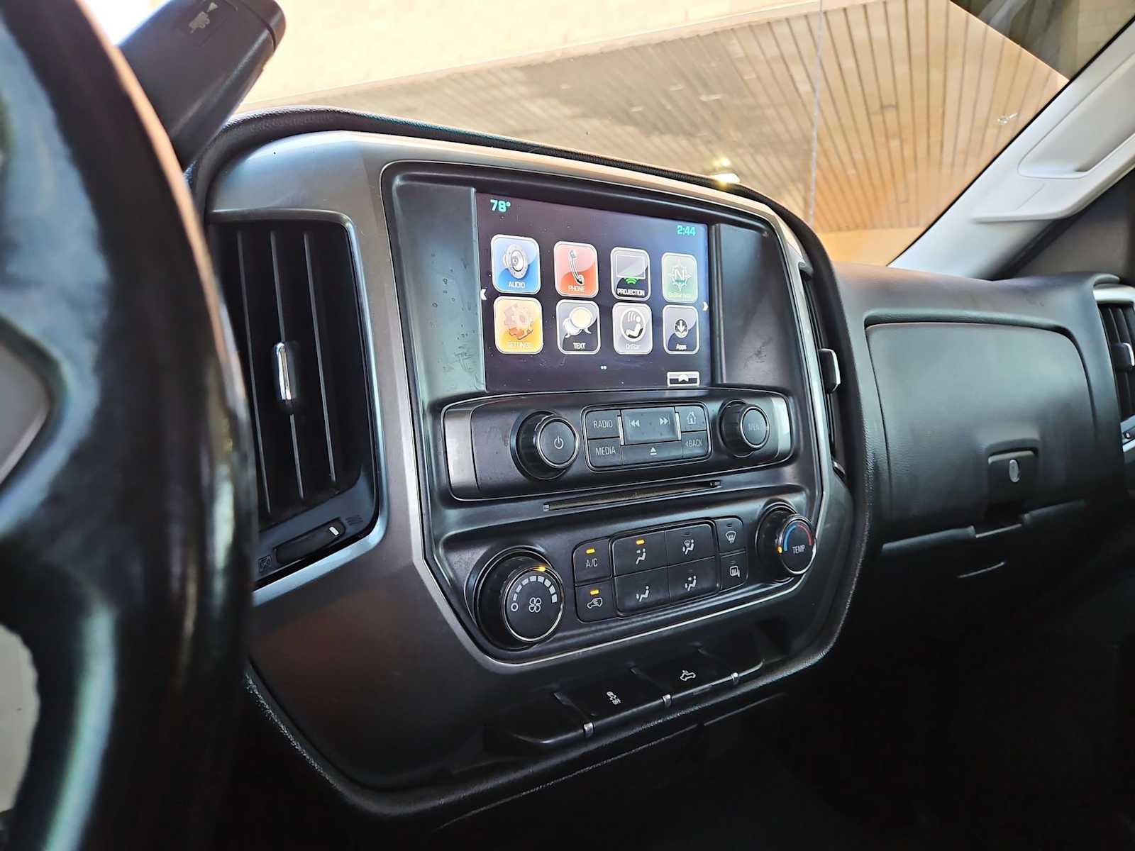 Thumbnail: 2019 Chevrolet Silverado 1500 - 27