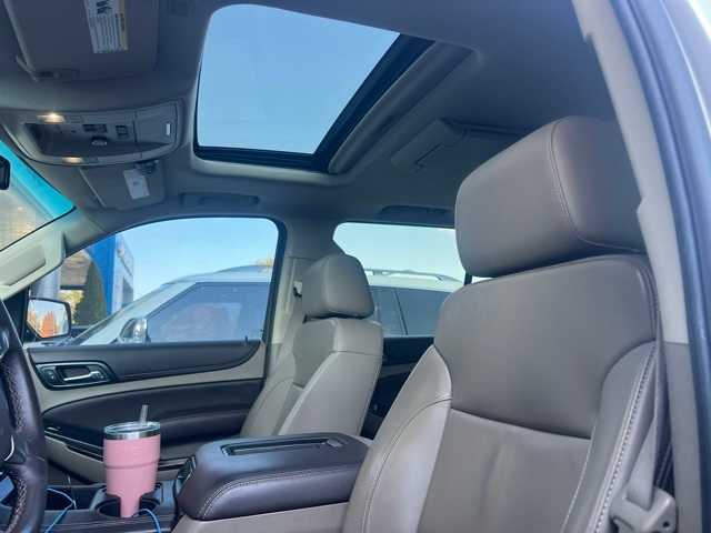 Thumbnail: 2016 Chevrolet Tahoe - 14