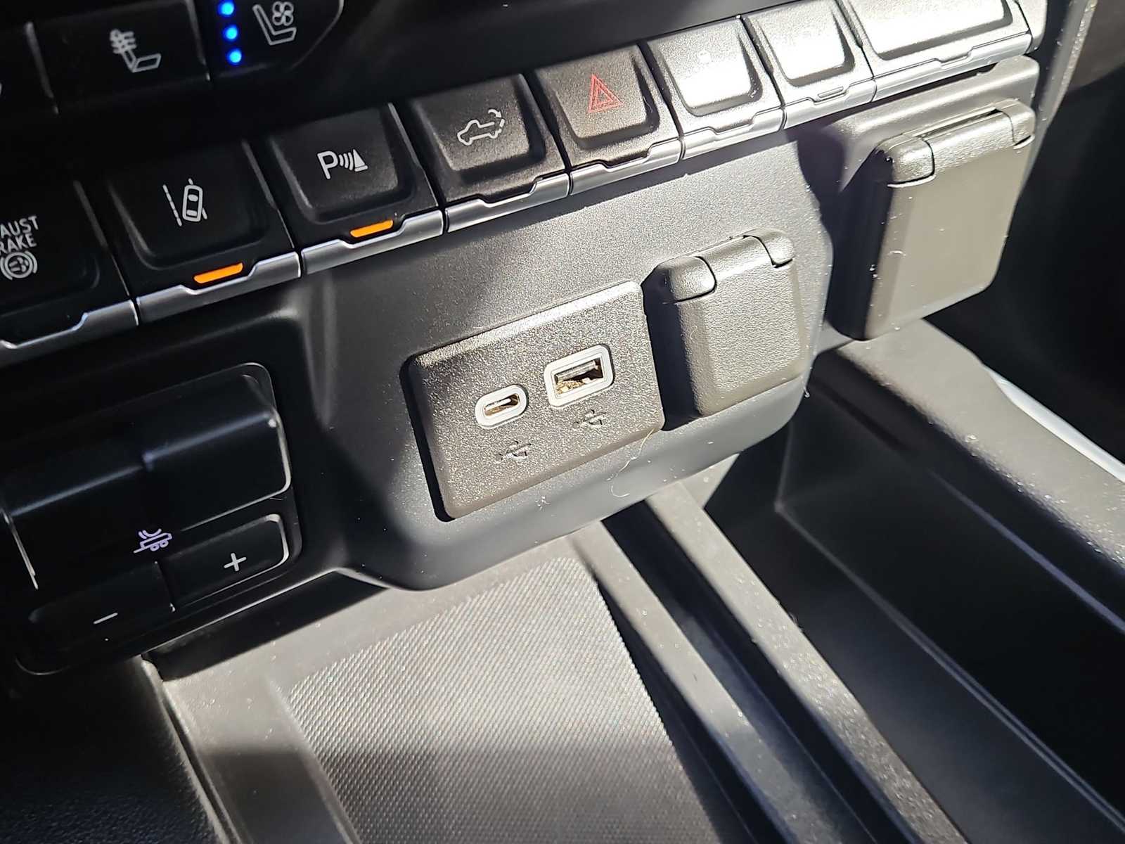 Thumbnail: 2020 GMC Sierra 2500 - 30