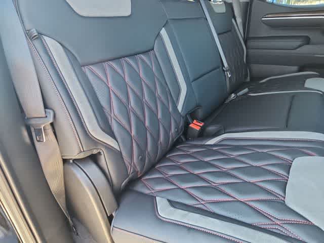 Thumbnail: 2025 Chevrolet Silverado 1500 - 21