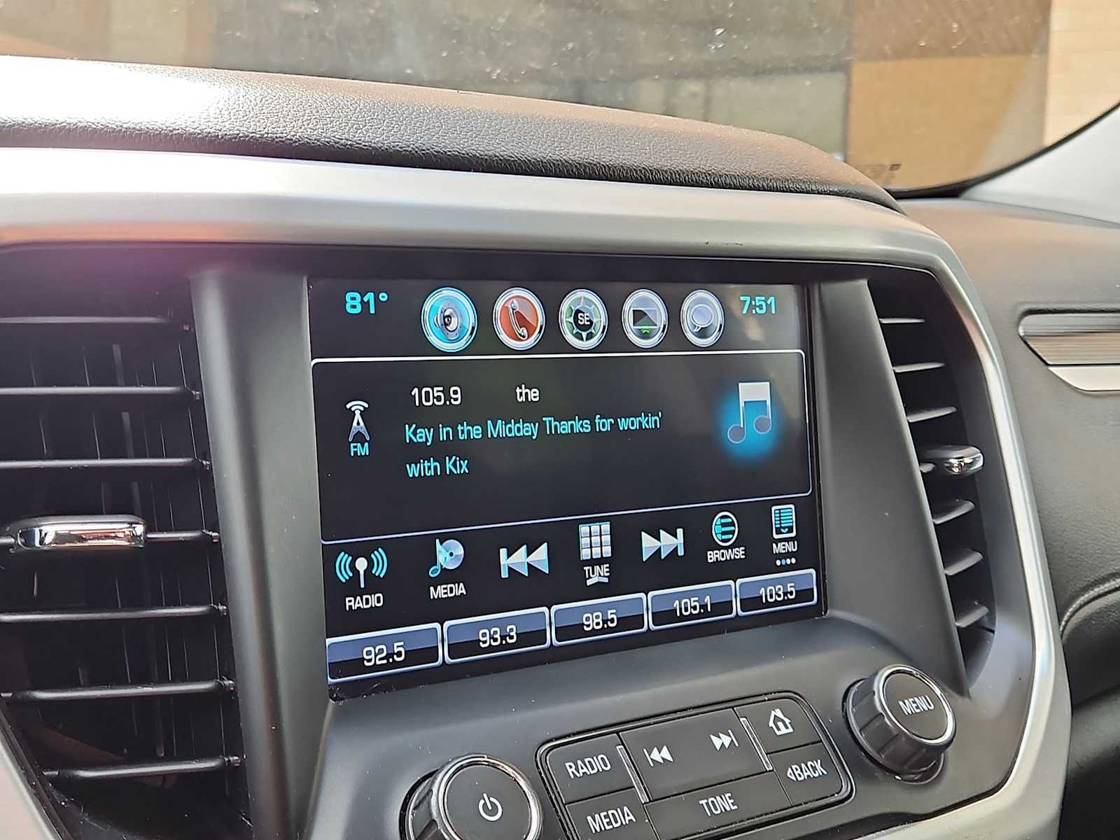 Thumbnail: 2019 GMC Acadia - 31