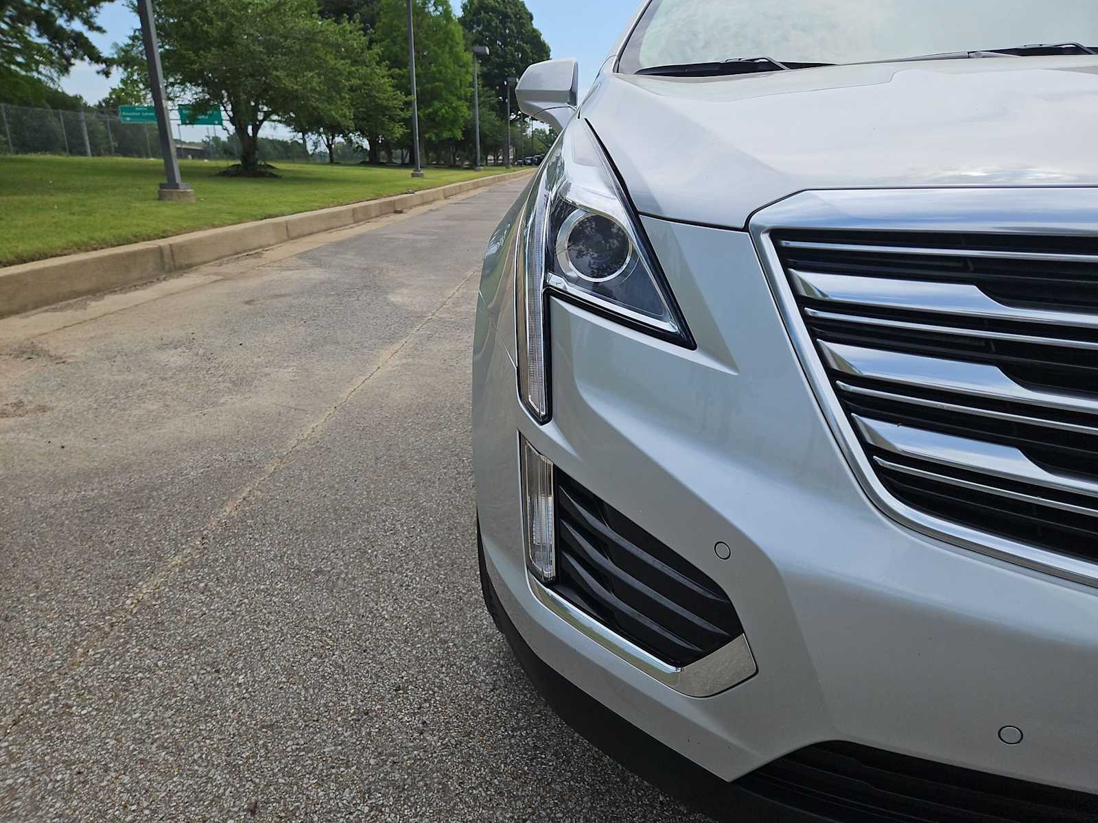 Thumbnail: 2019 Cadillac XT5 - 18