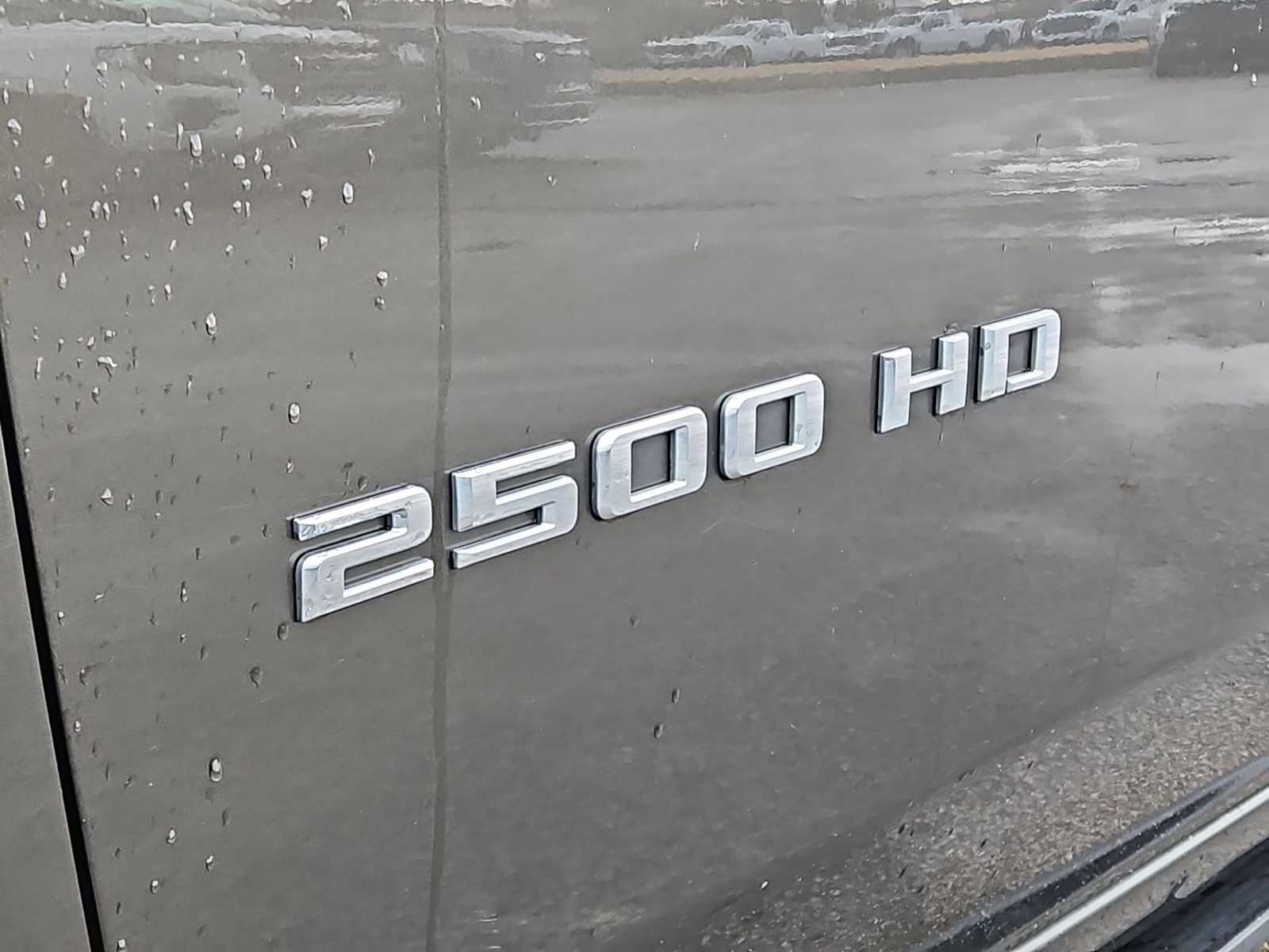 Thumbnail: 2022 Chevrolet Silverado 2500 - 13