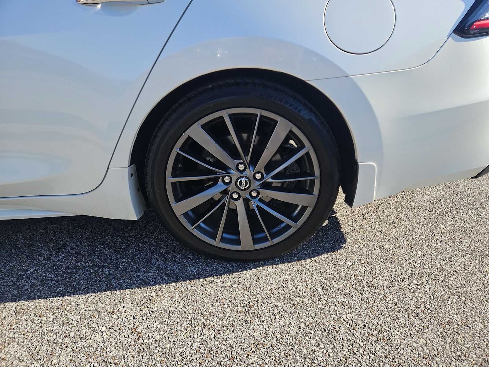 Thumbnail: 2019 Nissan Maxima - 14