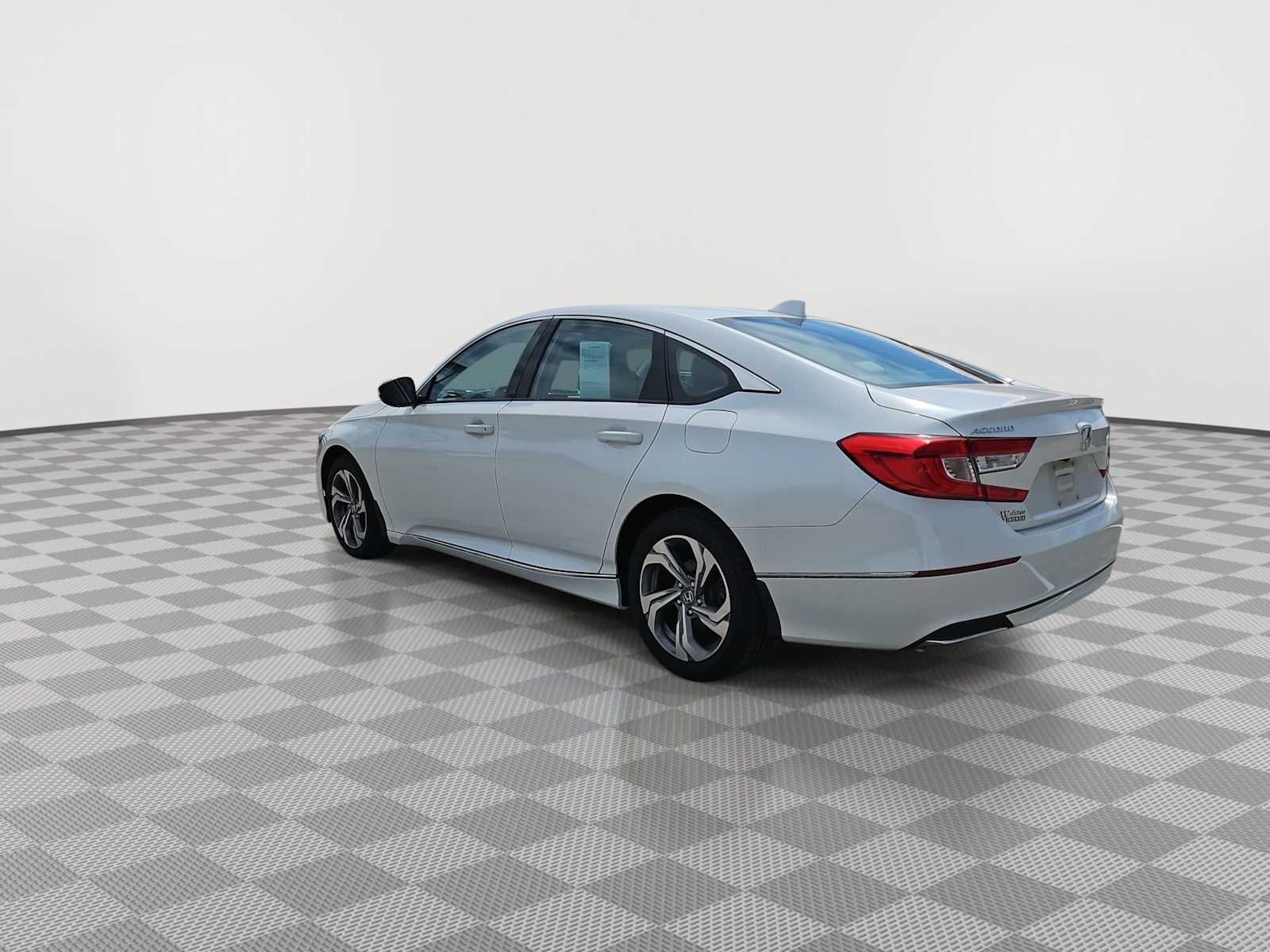 Thumbnail: 2020 Honda Accord - 6