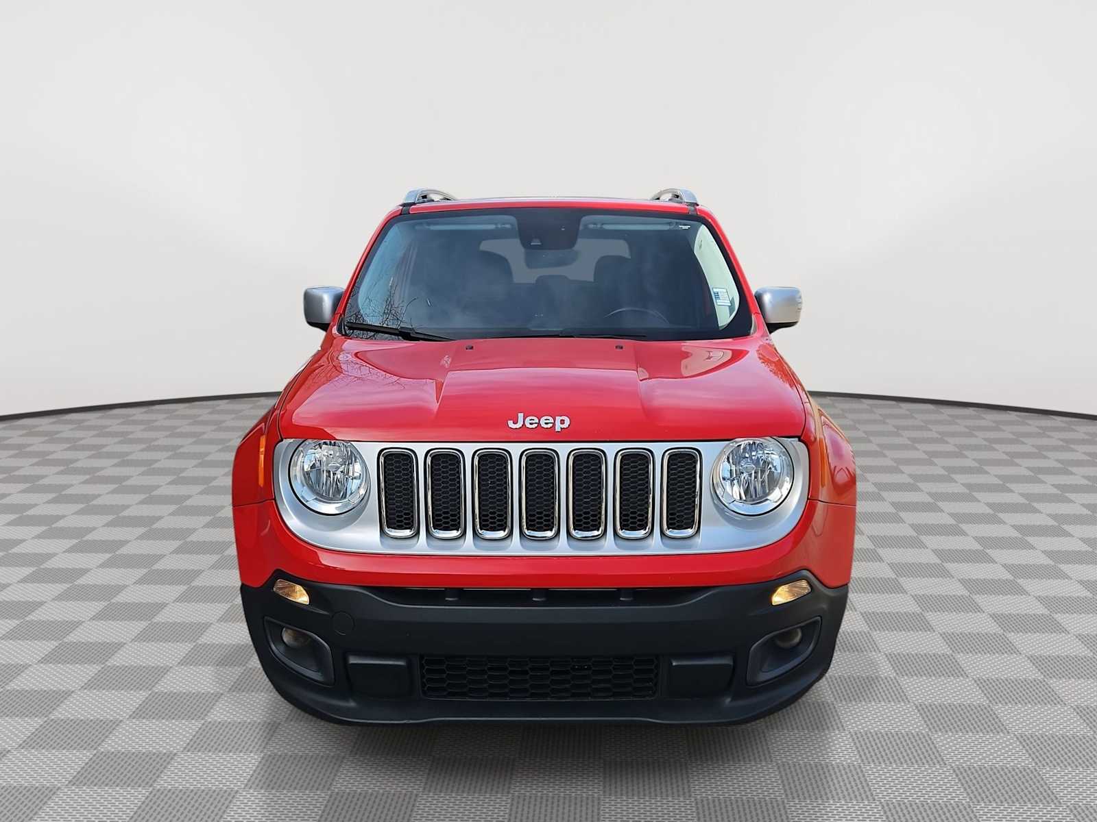 Thumbnail: 2016 Jeep Renegade - 3