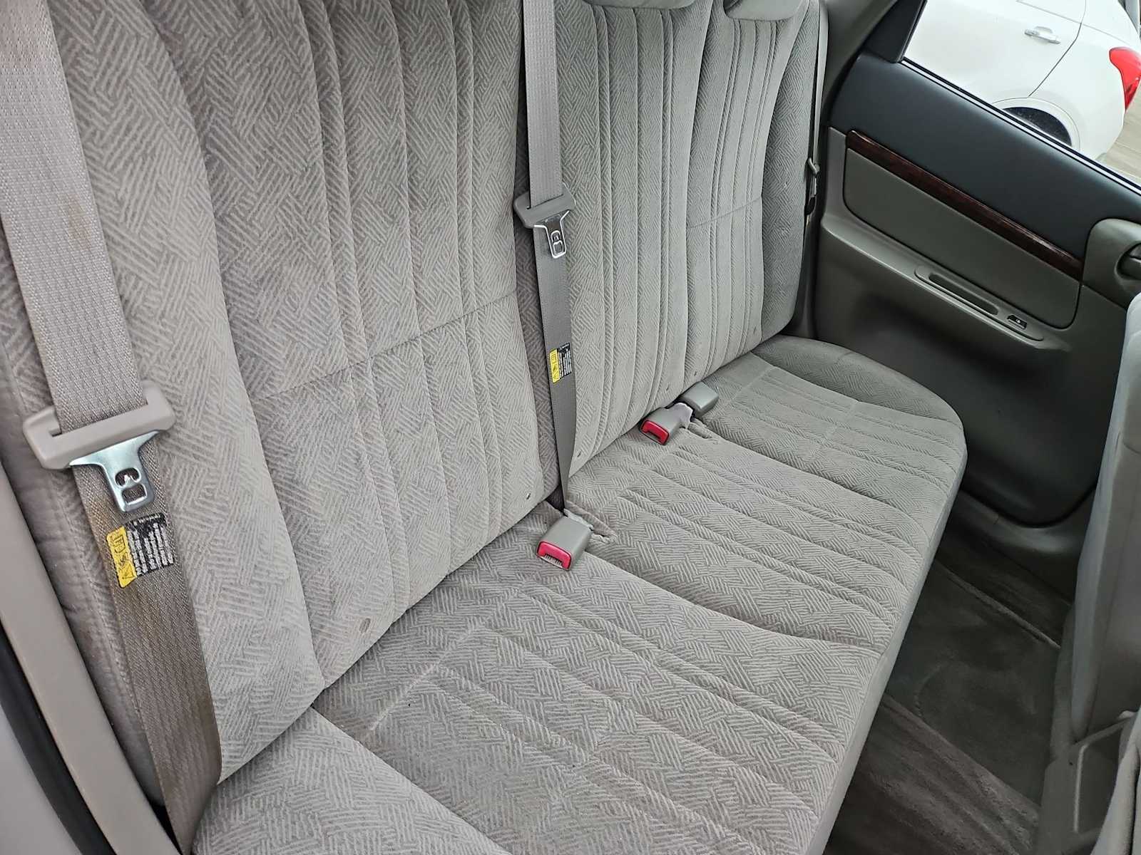 Thumbnail: 2005 Chevrolet Impala - 19