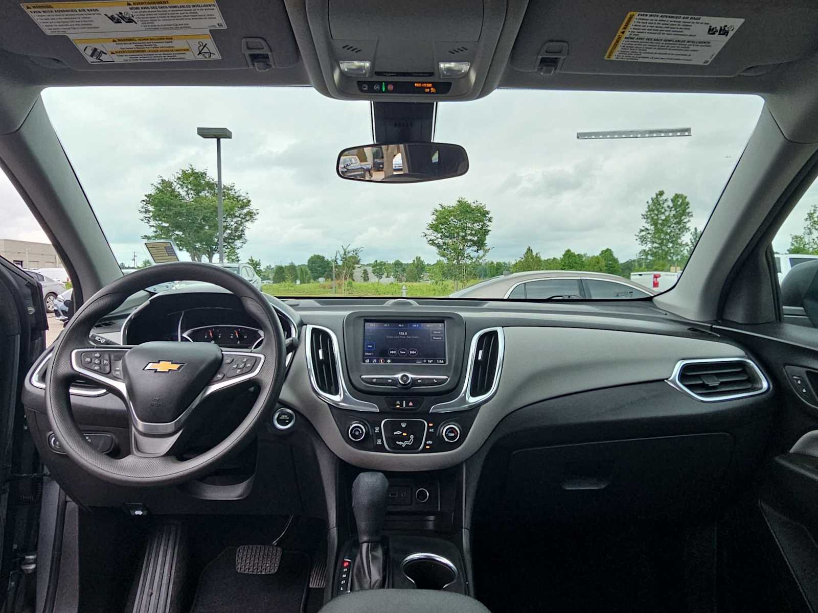 Thumbnail: 2023 Chevrolet Equinox - 16