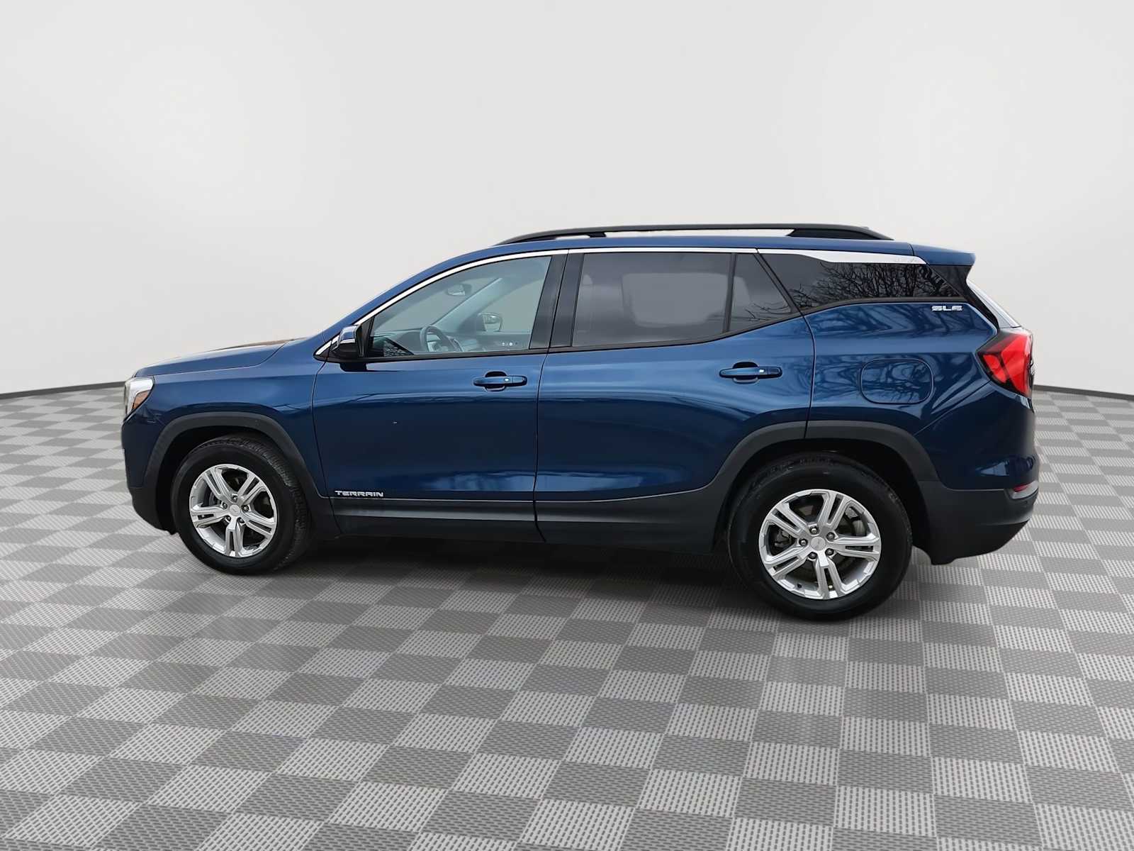 Thumbnail: 2020 GMC Terrain - 5