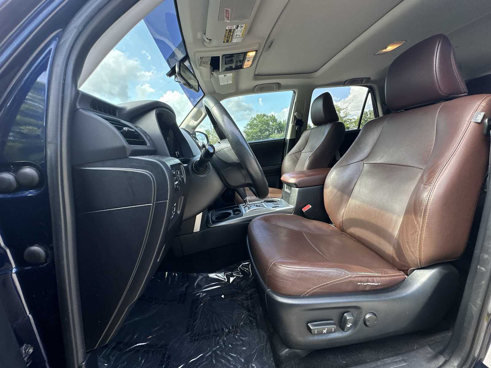 Thumbnail: 2015 Toyota 4Runner - 10