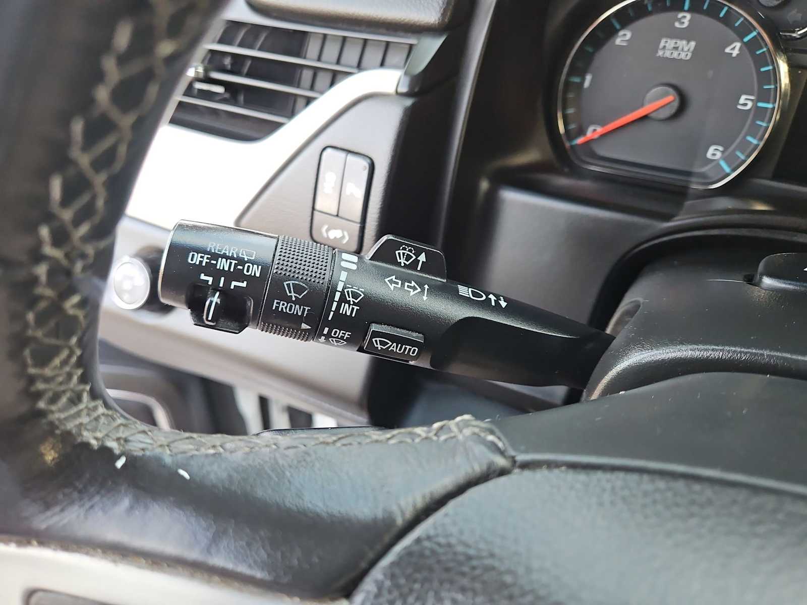 Thumbnail: 2018 GMC Yukon XL - 26