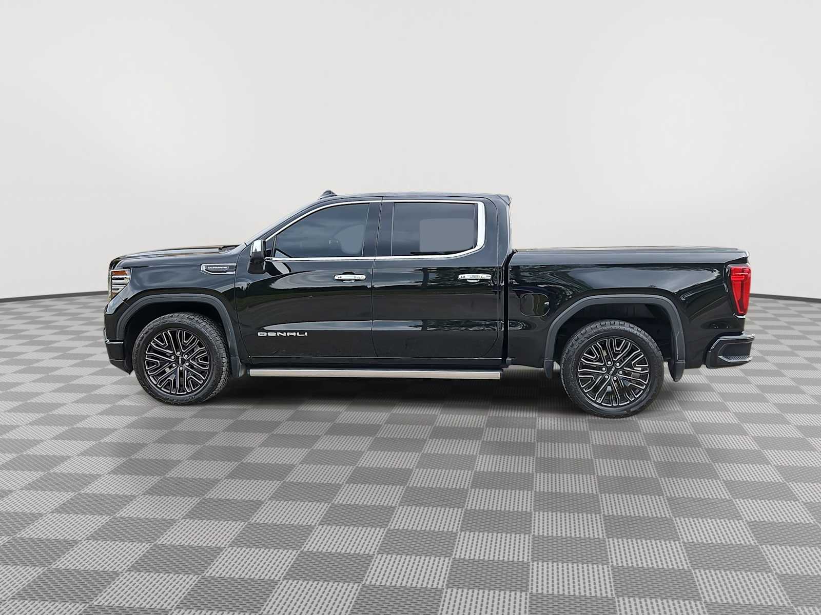 Thumbnail: 2022 GMC Sierra 1500 - 5