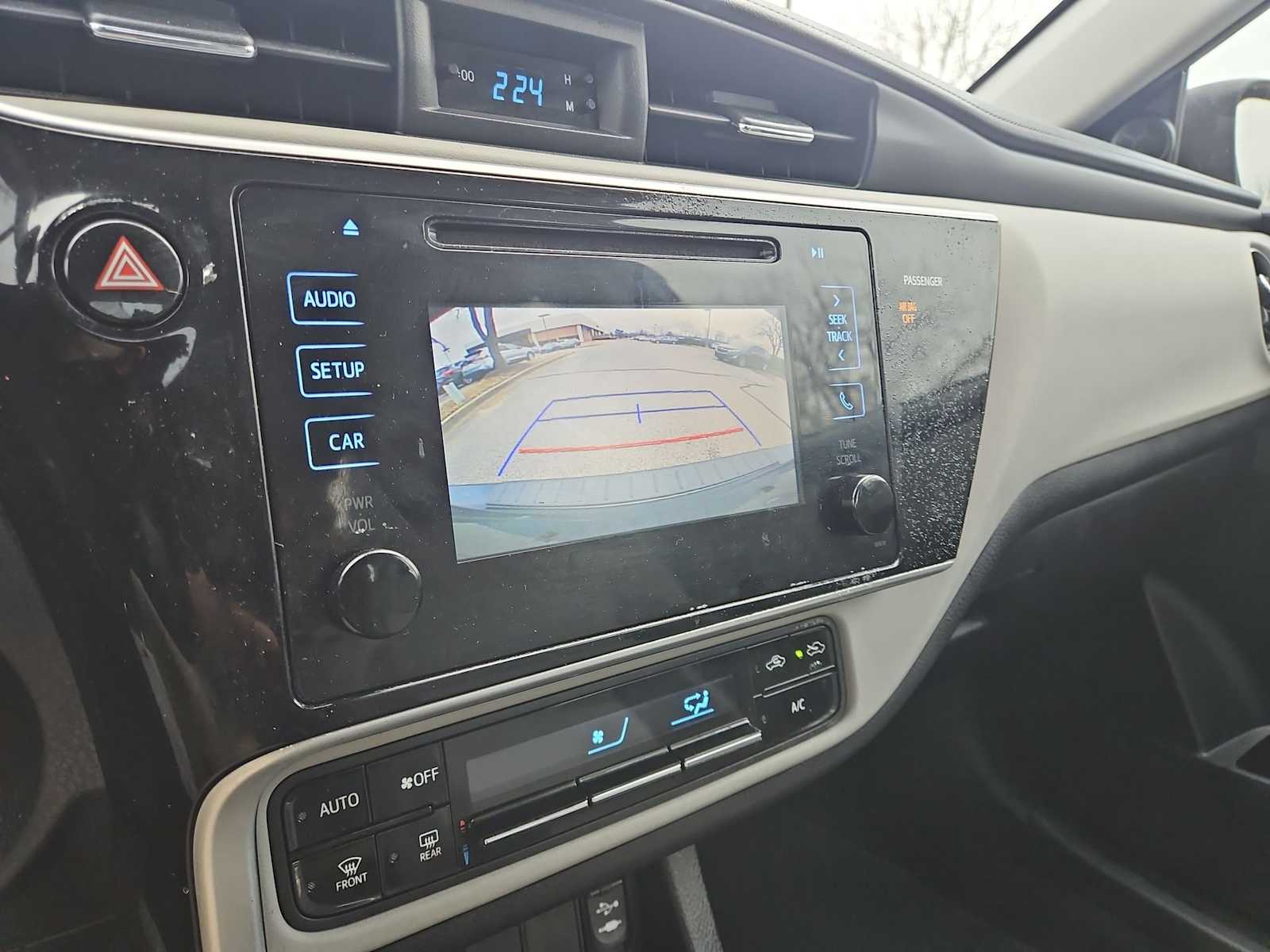 Thumbnail: 2017 Toyota Corolla - 27