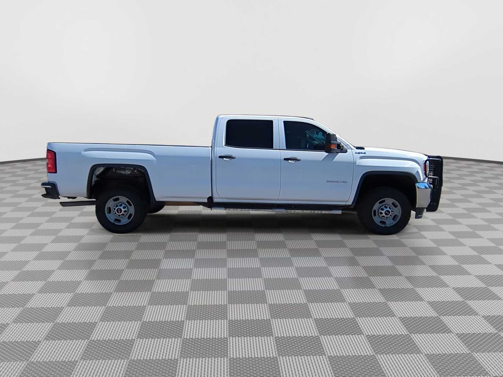 Thumbnail: 2017 GMC Sierra 2500 - 9