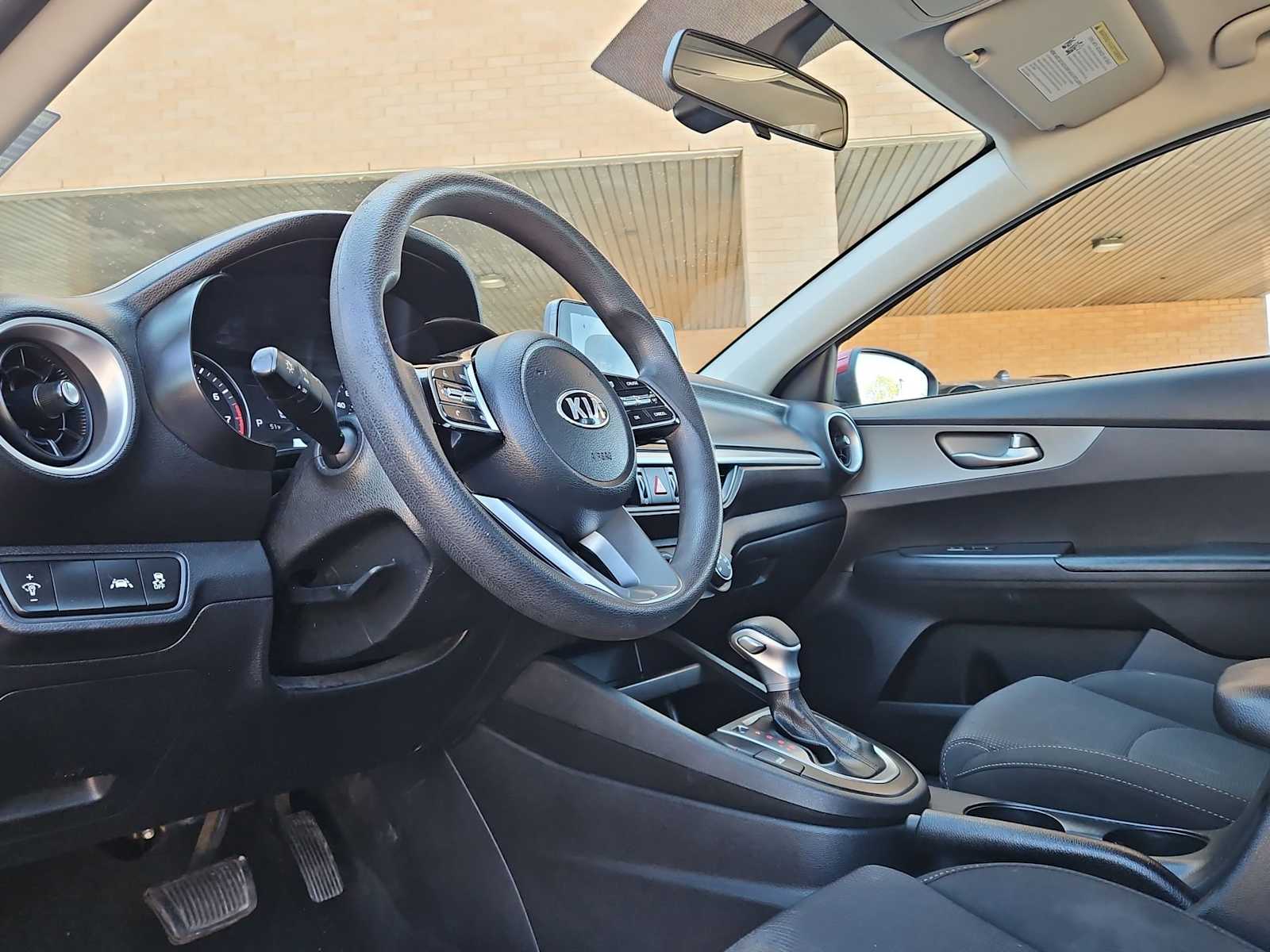 Thumbnail: 2021 Kia Forte - 10