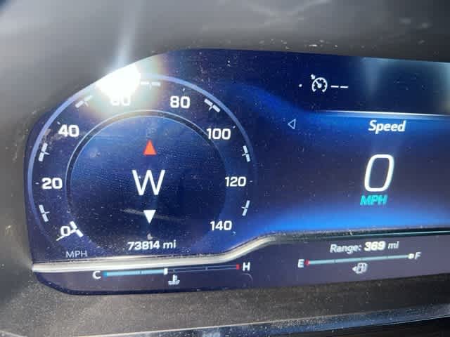 Thumbnail: 2022 Chevrolet Suburban - 11