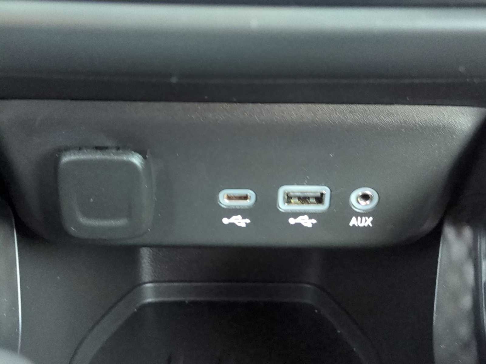 Thumbnail: 2022 Chevrolet TrailBlazer - 30