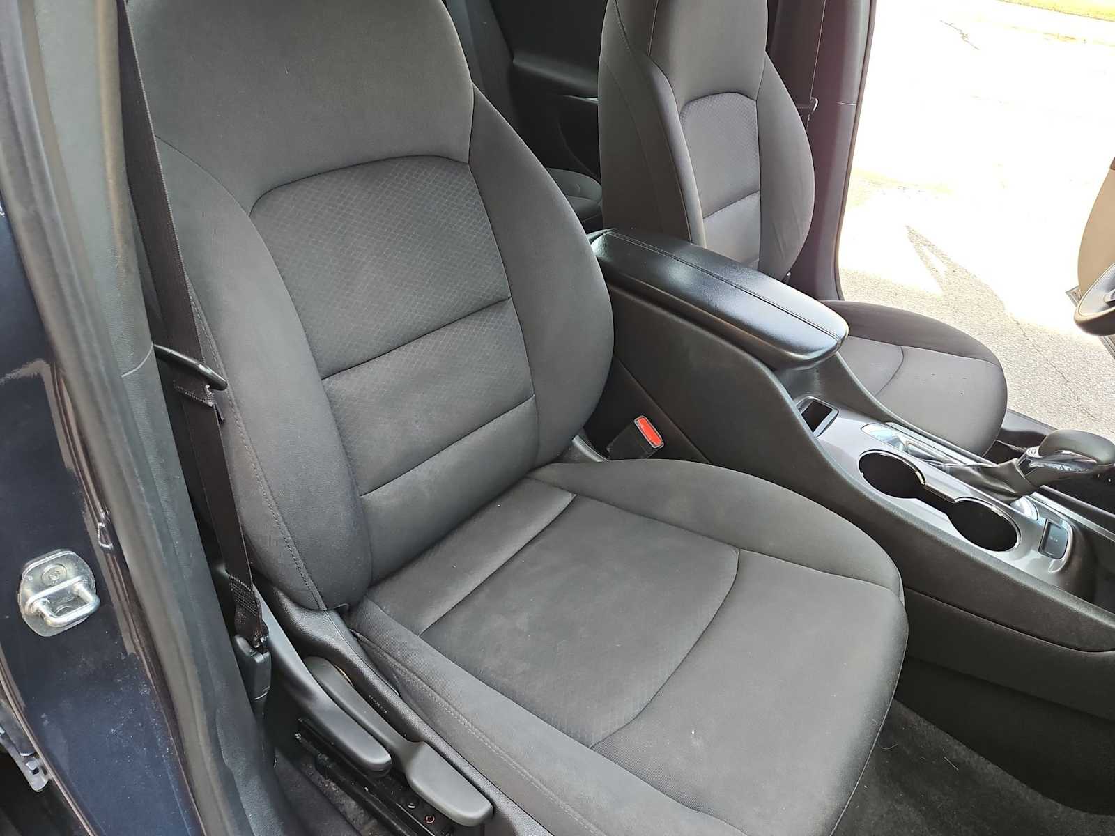 Thumbnail: 2021 Chevrolet Malibu - 22