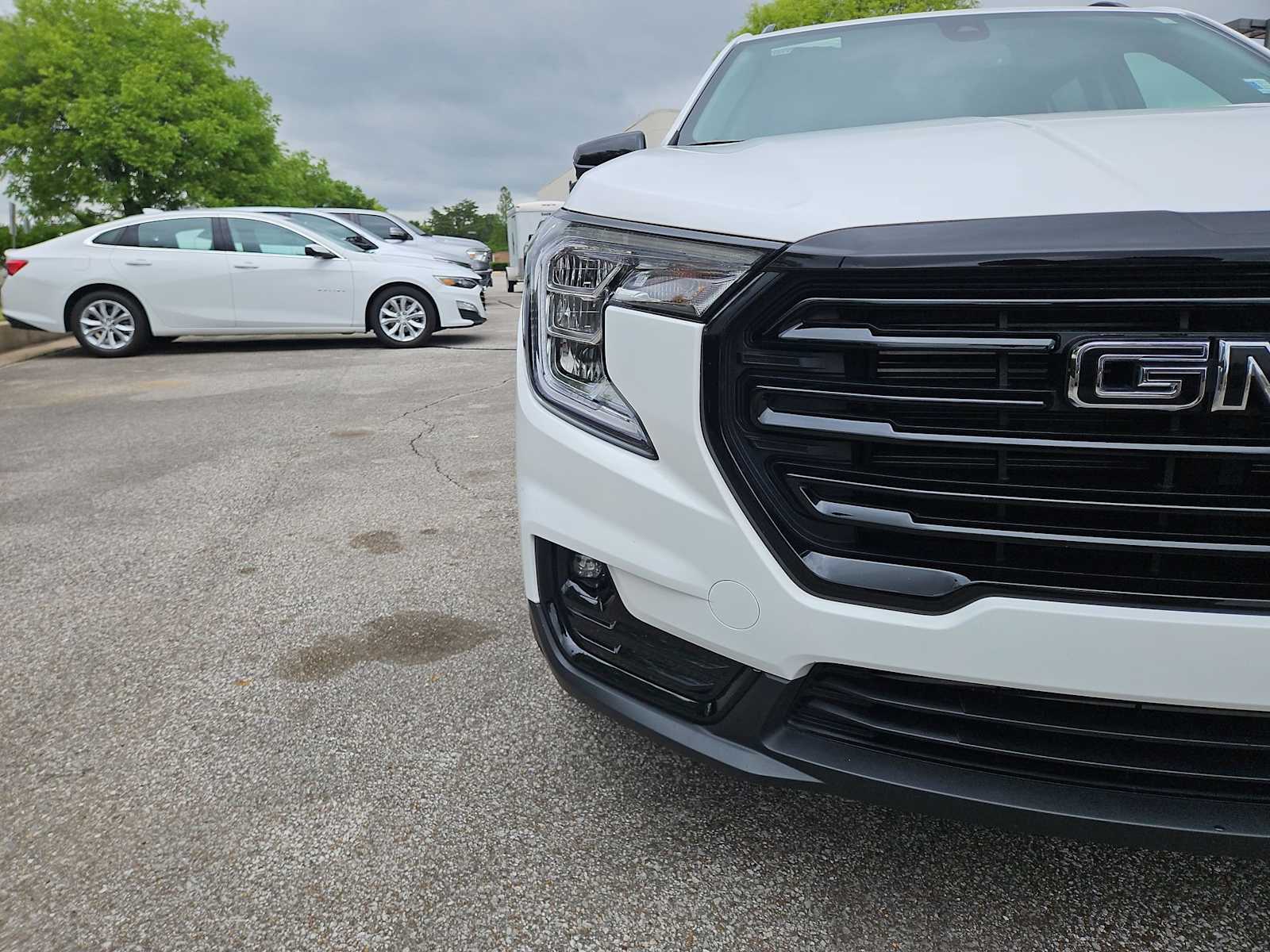 Thumbnail: 2023 GMC Terrain - 11