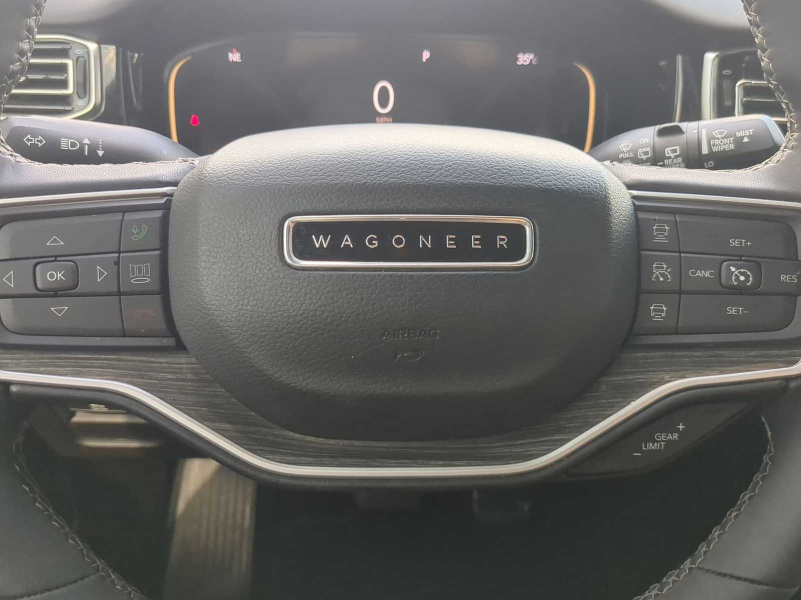 Thumbnail: 2022 Jeep Wagoneer - 22
