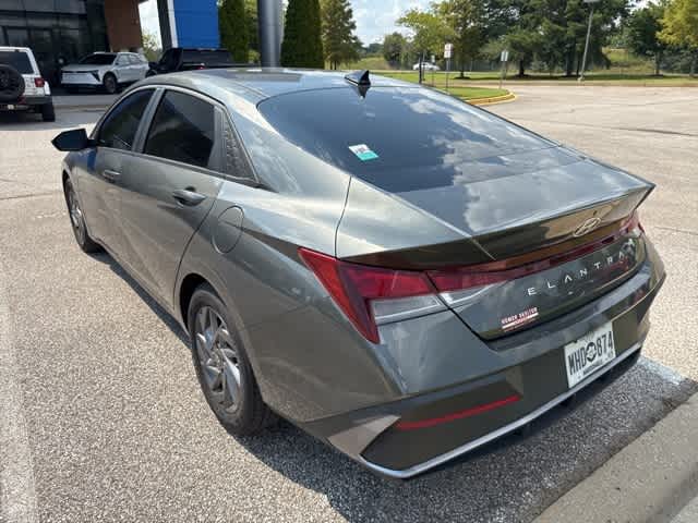 Thumbnail: 2024 Hyundai Elantra - 15