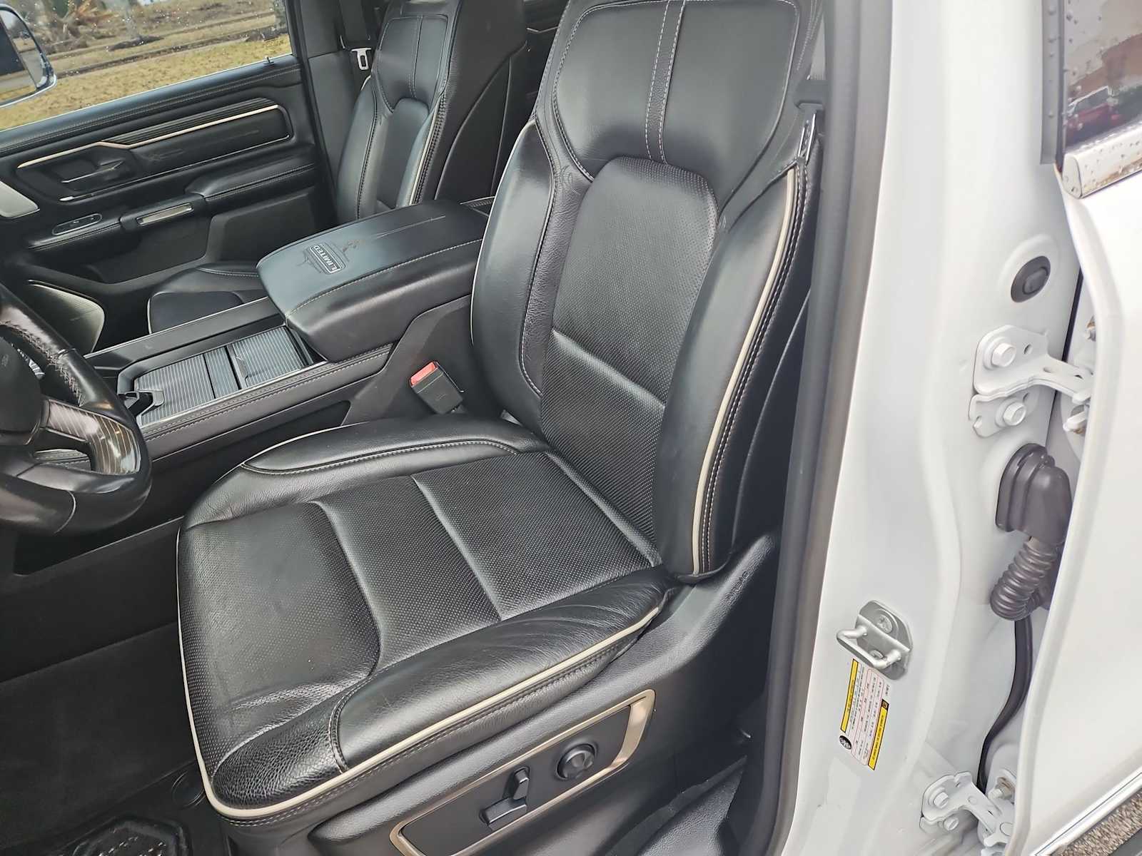 Thumbnail: 2020 RAM 1500 - 15